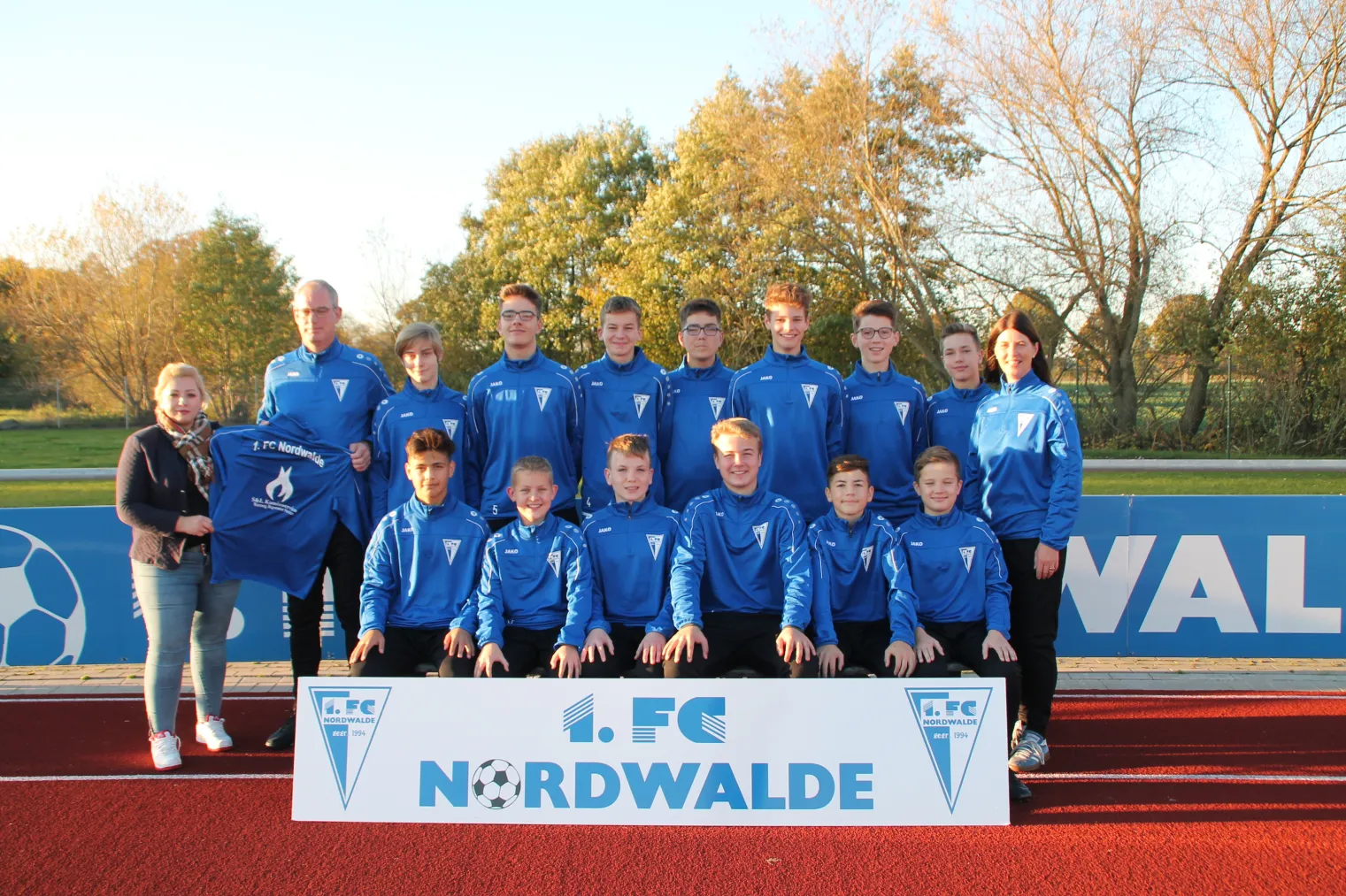 Neue Trainingsanzüge für die C1