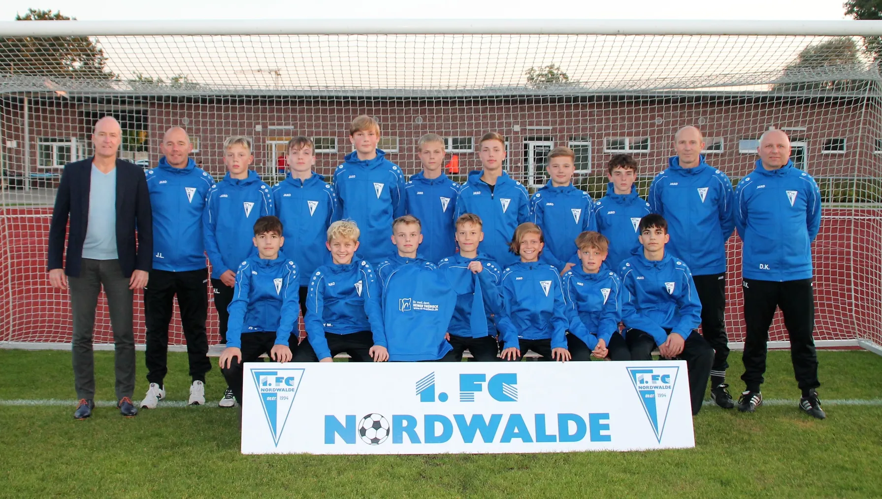 Die C1 bedankt sich bei der Zahnarztpraxis Heiner Thedieck